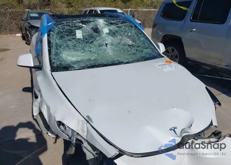 2023 Tesla Model Y Awd/Long Range Dual Motor All-Wheel Drive from USA, damaged, VIN 7SAYGDEEXPA044500